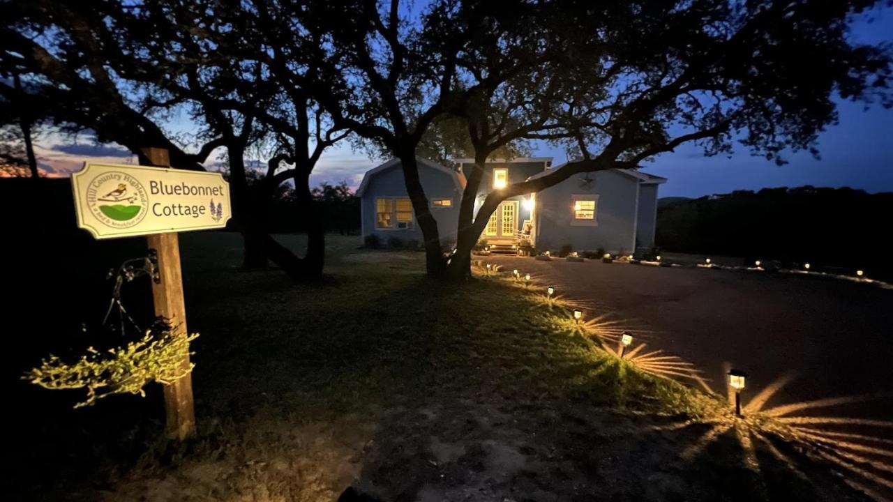 Hill Country Highland'S Bluebonnet Cottage Marble Falls Exteriör bild