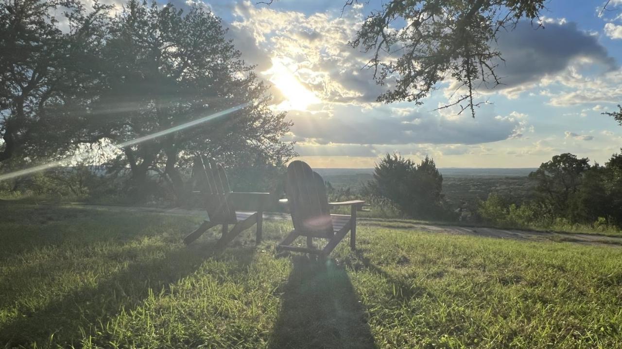 Hill Country Highland'S Bluebonnet Cottage Marble Falls Exteriör bild